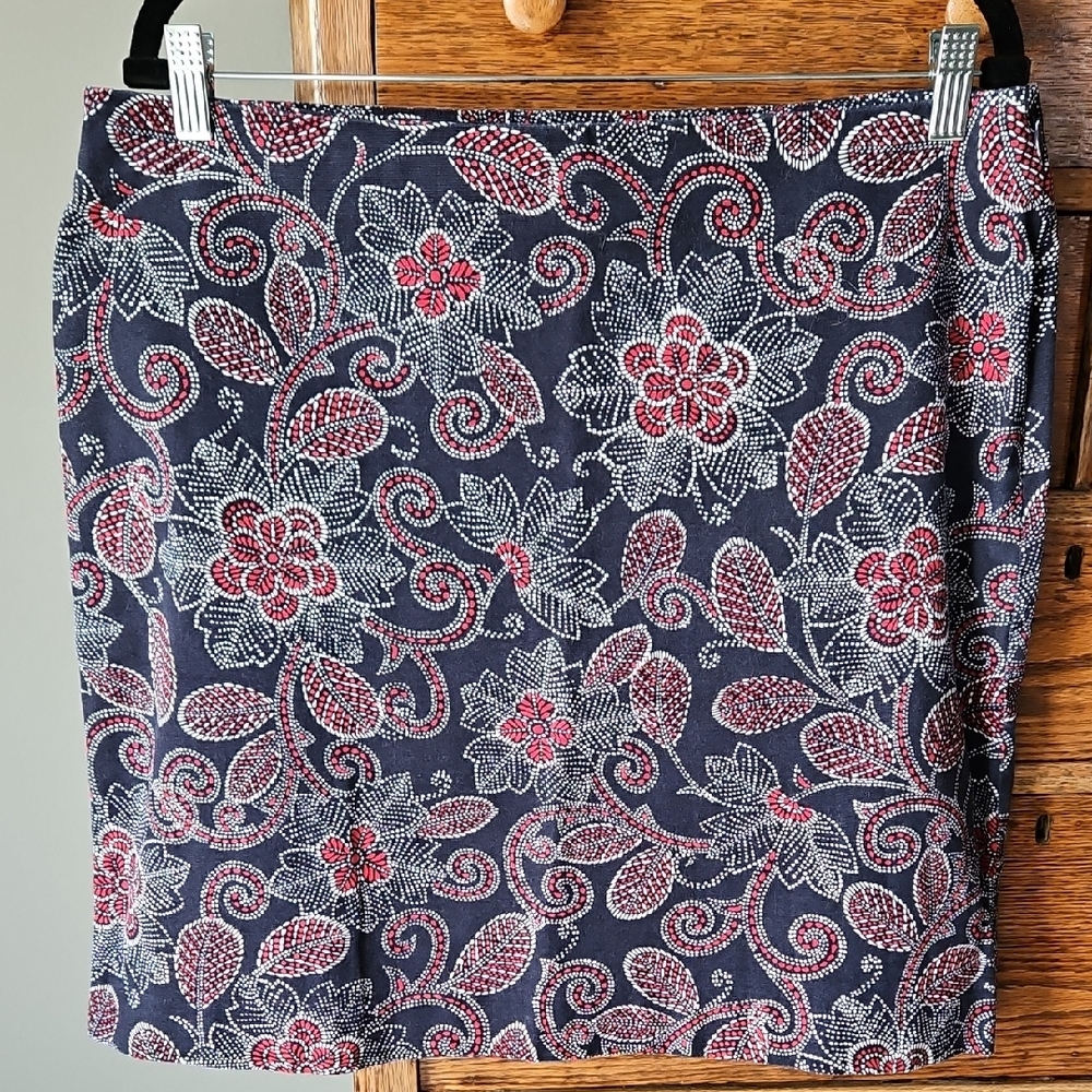 🌸 Talbots Navy And Red Floral Paisley Skirt | 16P